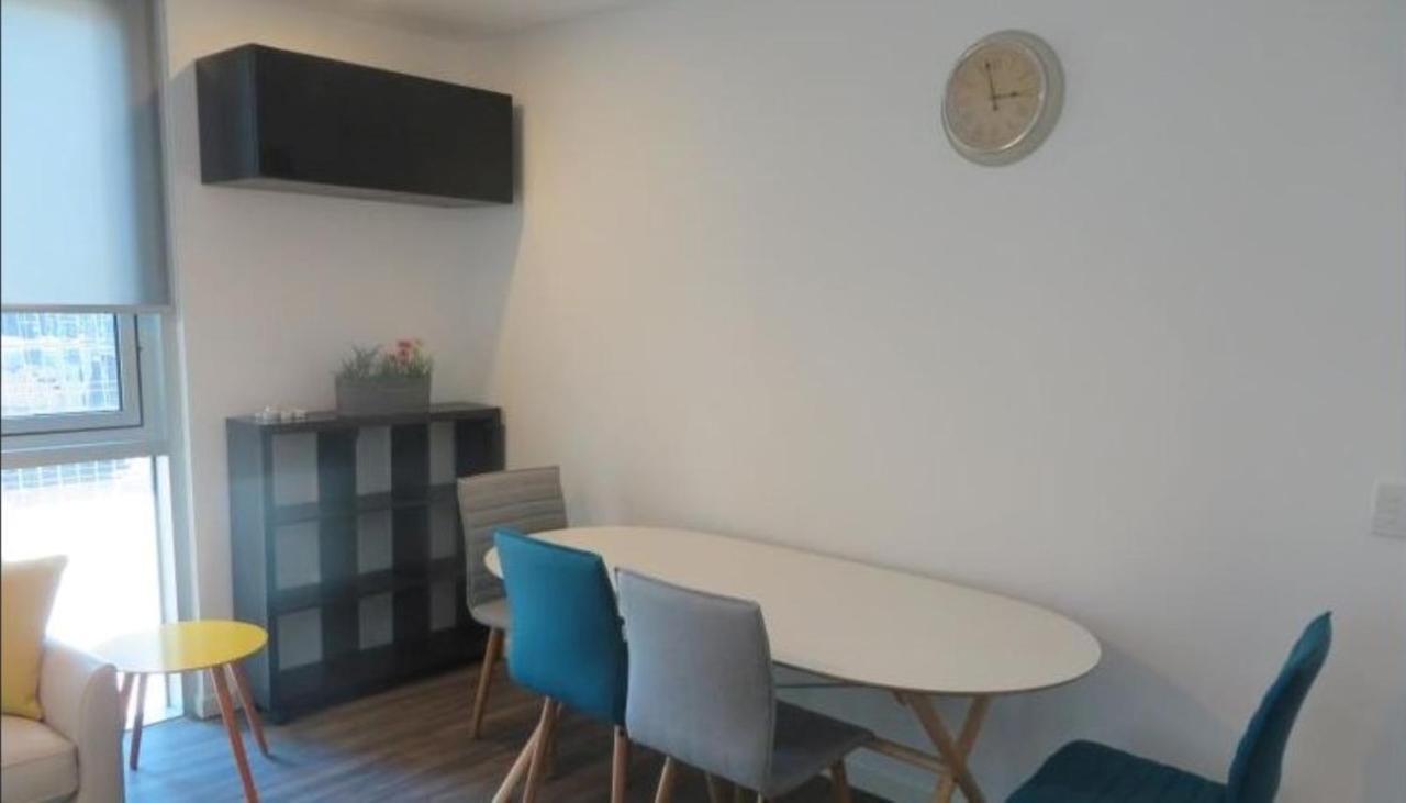Readyset Apartments At Liberty Melbourne Bagian luar foto